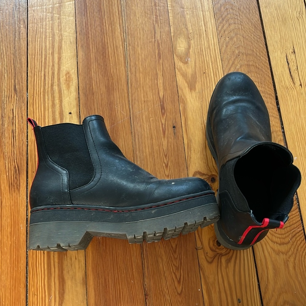 Adorable boots